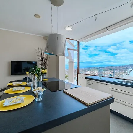 Infinity Atlantic Views Luxury -