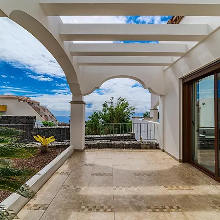 Luxuryvilla Heatedpool Costaadeje Panoramicseaview * Costa Adeje (Tenerife)