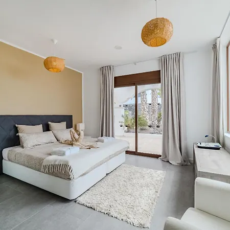 Luxuryvilla Heatedpool Costaadeje Panoramicseaview Vila