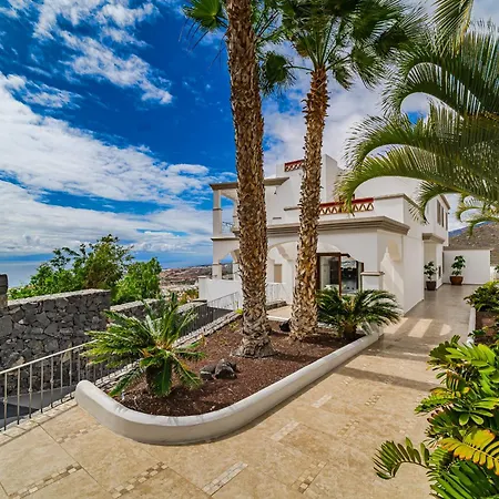 Infinity Atlantic Views Luxury - *