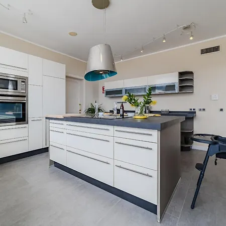 Infinity Atlantic Views Luxury -
