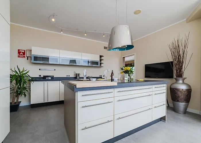 Вилла Luxuryvilla Heatedpool Costaadeje Panoramicseaview *