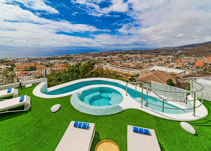 Вилла Luxuryvilla Heatedpool Costaadeje Panoramicseaview
