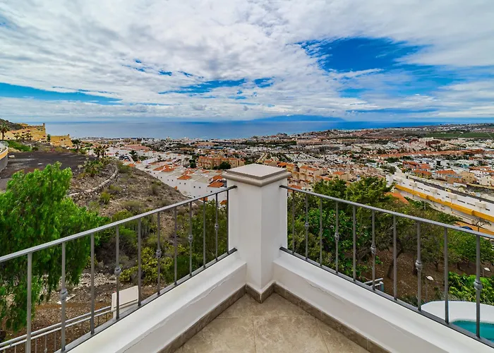 Вилла Luxuryvilla Heatedpool Costaadeje Panoramicseaview *