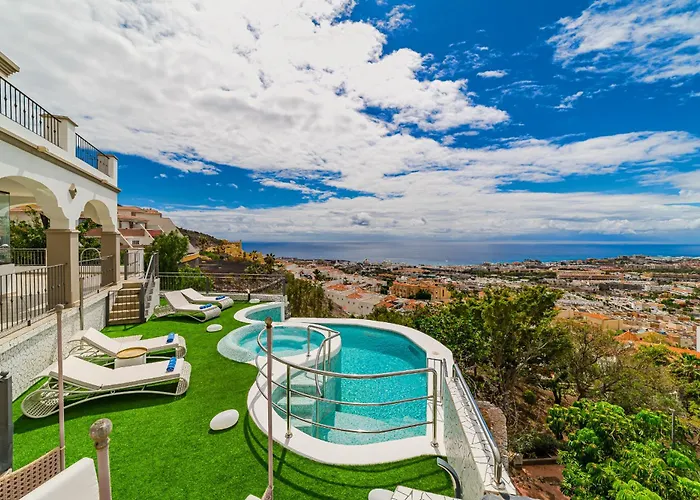 Luxuryvilla Heatedpool Costaadeje Panoramicseaview Адехе