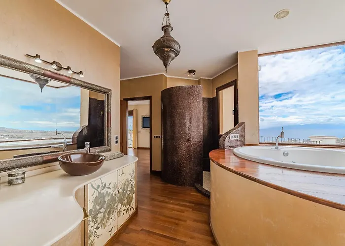 Luxuryvilla Heatedpool Costaadeje Panoramicseaview * Адехе