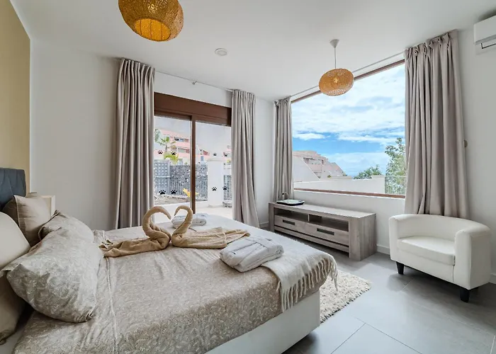 Вилла Luxuryvilla Heatedpool Costaadeje Panoramicseaview