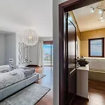 Infinity Atlantic Views Luxury - *